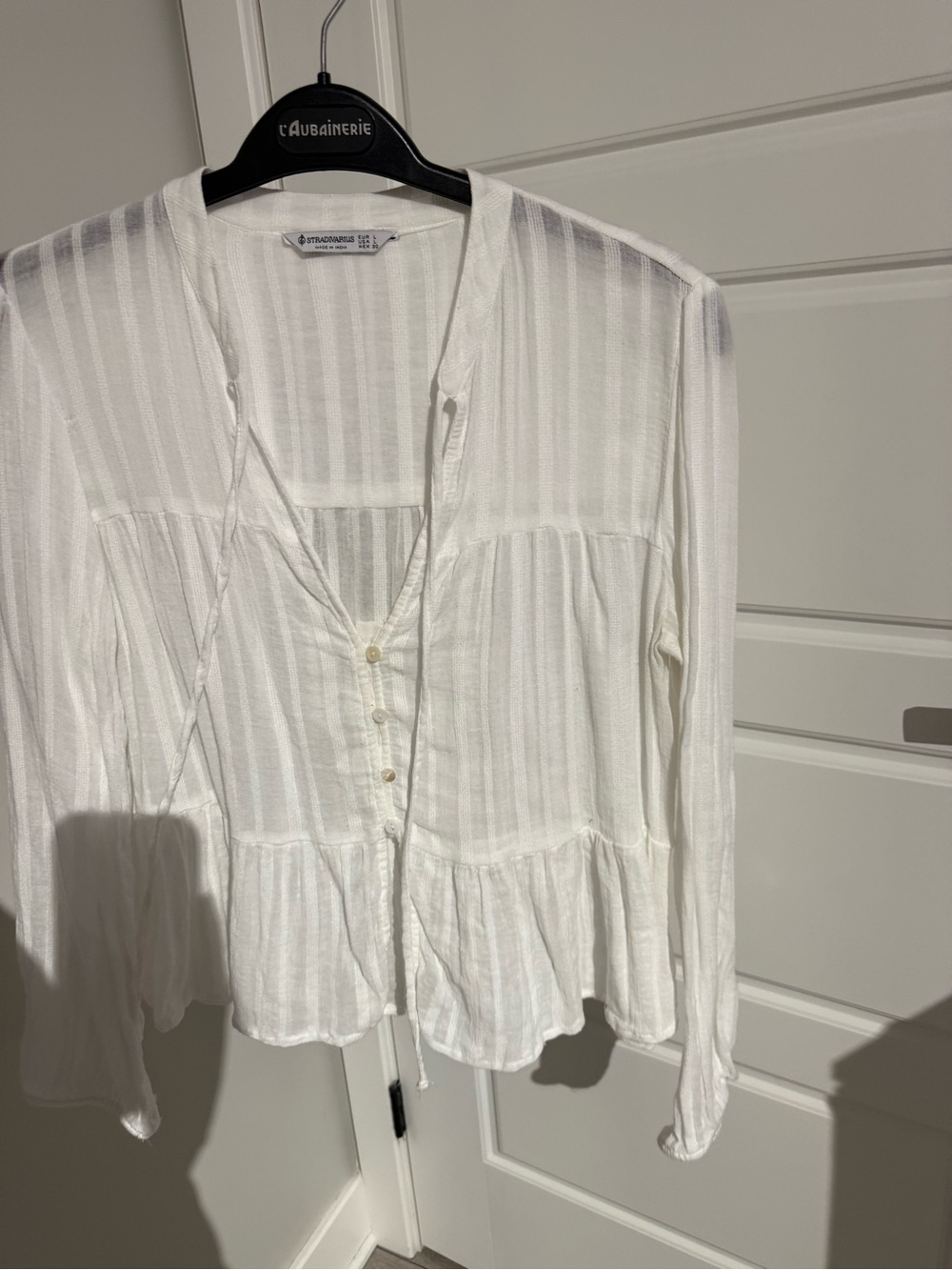 stradivarius White Button-Front Peplum Blouse